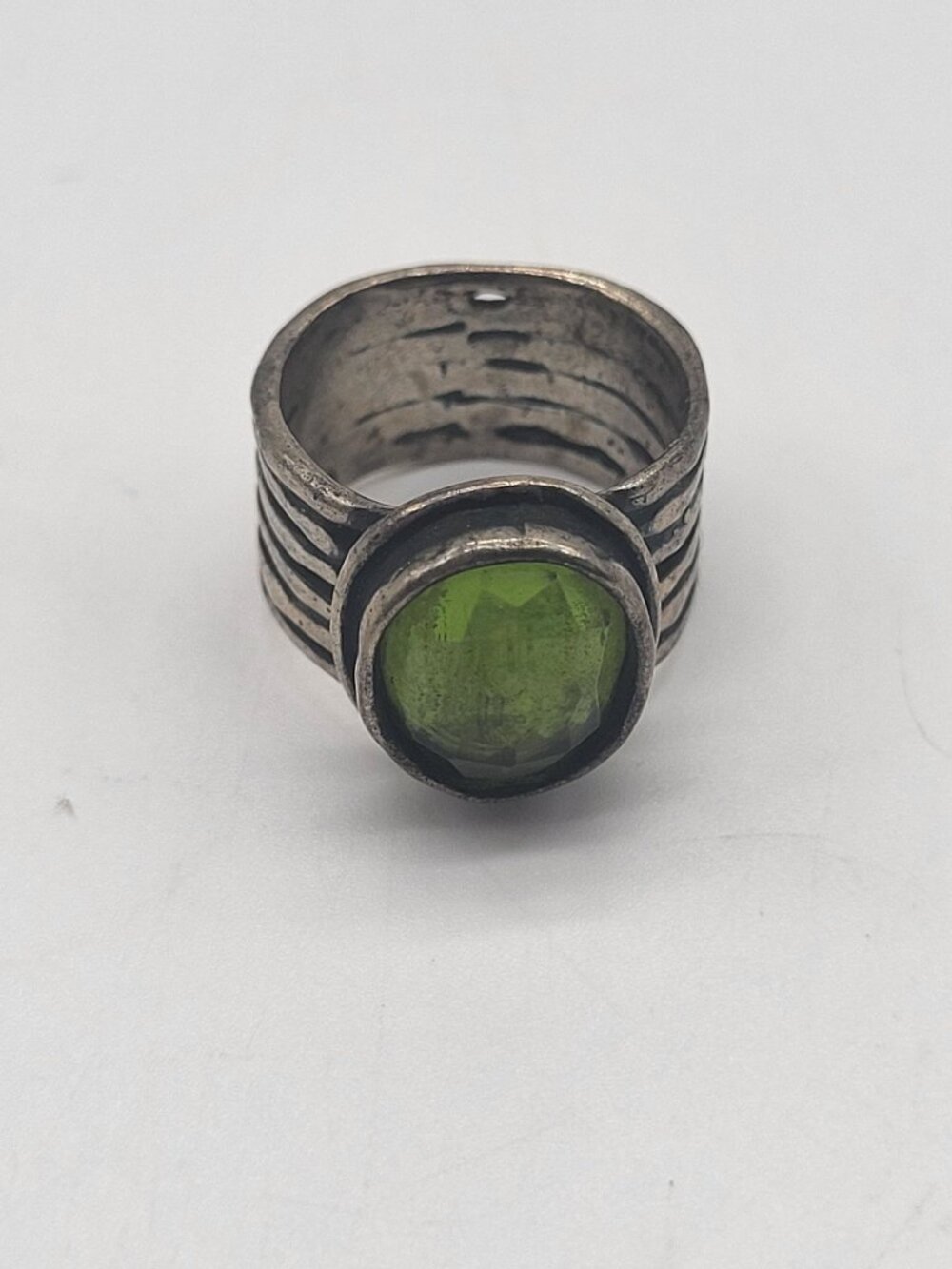 Silpada Sterling Silver 925 Green Glass Ribbed Band Daintree Ring R1463 Size 5.5